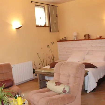 Le Logis De La Mesanchere Konukevi