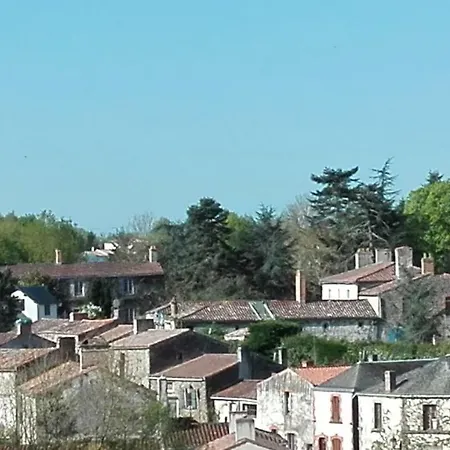 Le Logis De La Mesanchere Apremont (Vendee)