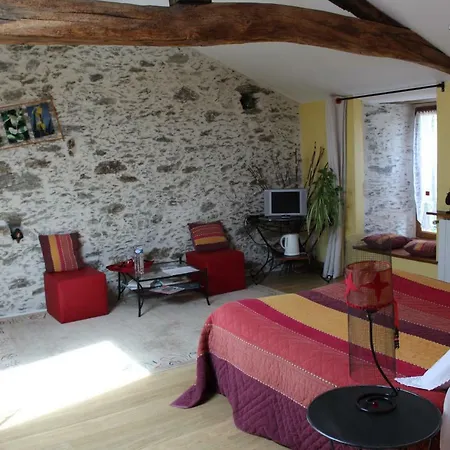 Le Logis De La Mesanchere Konukevi