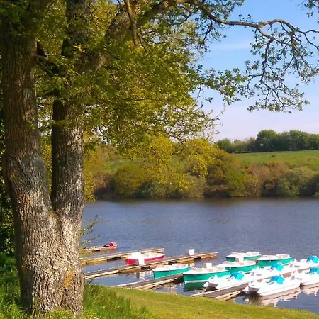 Konukevi Le Logis De La Mesanchere Apremont (Vendee)